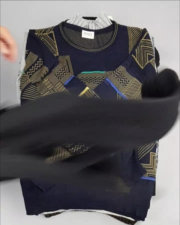 Фотография  262 - Джемпер муж+жен экстра#15 кг , Лот№2612 оптом в Брянске и Брянской области