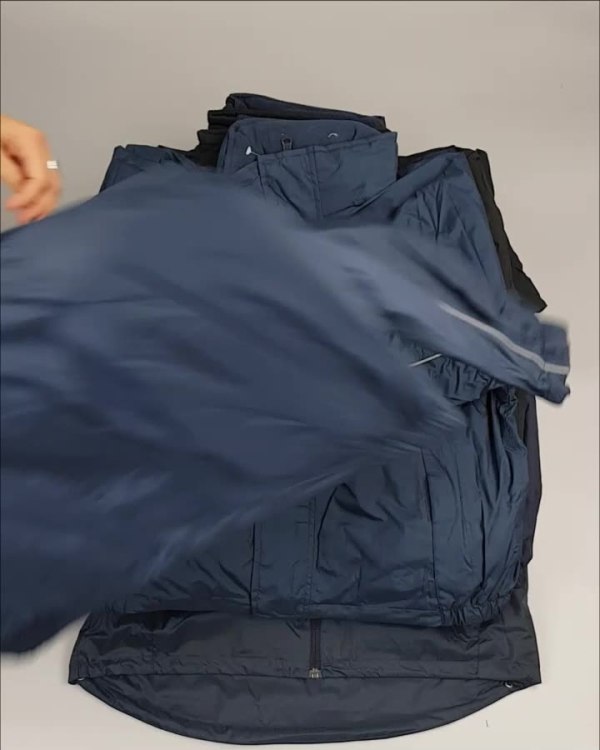 Фотография  234 - Куртки СПОРТ СТОК дети#10 кг , Лот№ 2641 оптом в Брянске и Брянской области