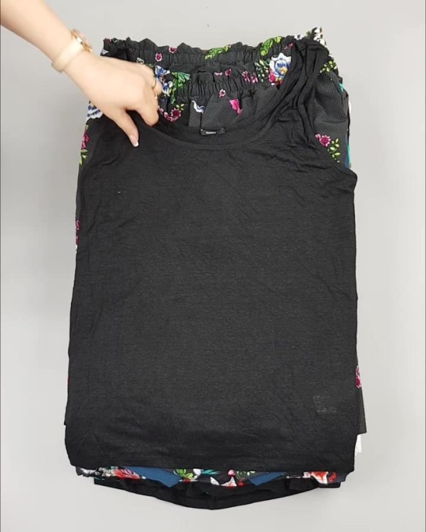 Фотография  413 - Летний микс CALZEDONIA, 50 шт, ЛОТ №4073 оптом в Брянске и Брянской области