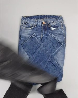 Фотография  112 - Джинсы Италия#20 шт, ЛОТ №4301 оптом в Брянске и Брянской области