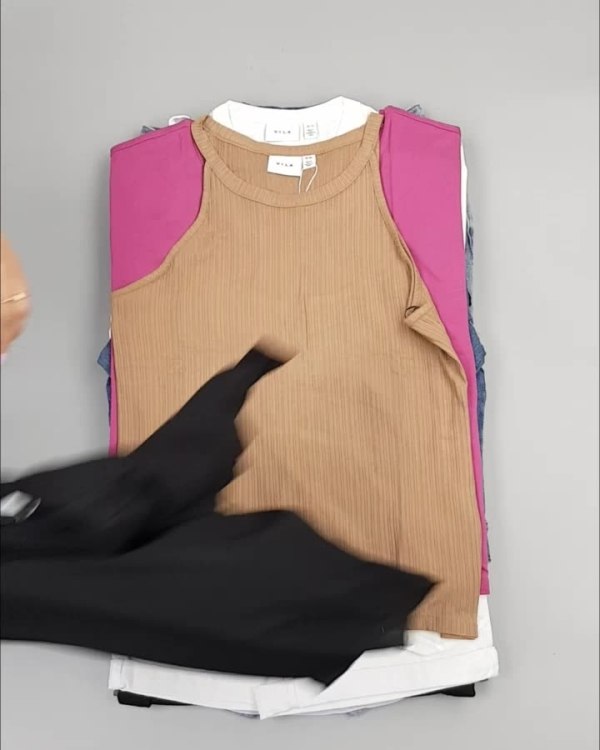 Фотография  489 - VILA Summer mix#15 кг, ЛОТ №4359 оптом в Брянске и Брянской области