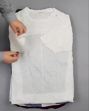 Фотография  605 - Блузки Корея#20 шт, ЛОТ №5621 оптом в Брянске и Брянской области