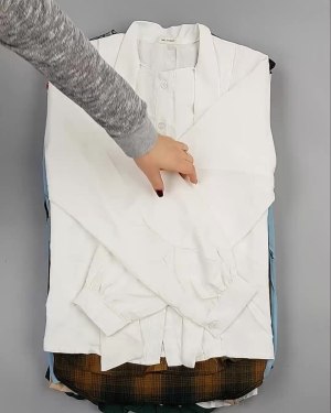 Фотография  975 - Блузки Корея#20 шт, ЛОТ №5622 оптом в Брянске и Брянской области