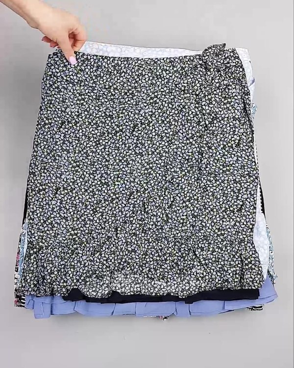 Фотография  361 - Юбки Bestseller 44#5 кг, ЛОТ №6121 оптом в Брянске и Брянской области