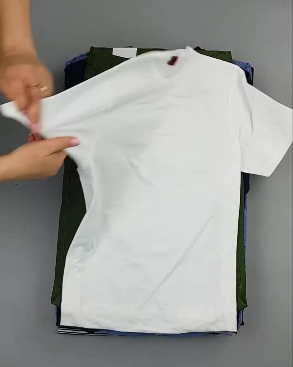 Фотография  841 - BRAND STOCK Summer#20 кг, ЛОТ №6303 оптом в Брянске и Брянской области