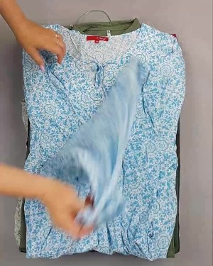 Фотография  514 - Платья Bestseller 44#5 кг, ЛОТ №6537 оптом в Брянске и Брянской области