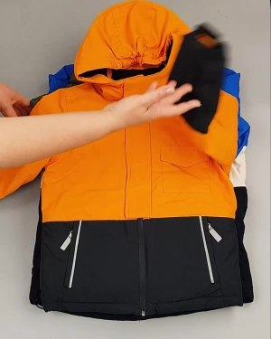 Фотография  605 - Верхняя одежда TCM kids 074#7 кг, ЛОТ №6681 оптом в Брянске и Брянской области