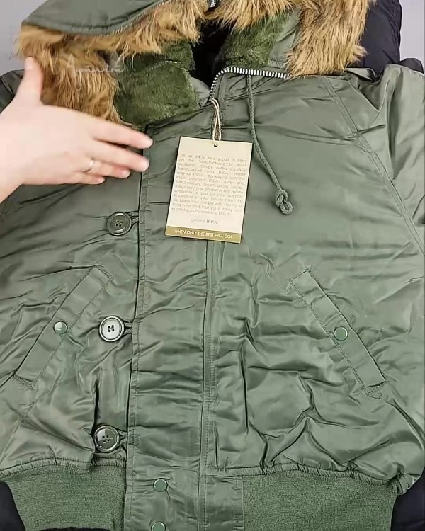 Фотография  716 - Верхняя одежда Англия СТОК #10 кг, ЛОТ №6727 оптом в Брянске и Брянской области