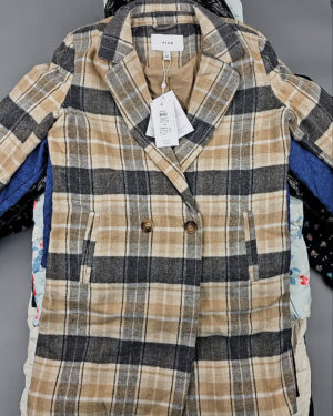 Купить Верхняя одежда VILA#10 кг, ЛОТ №6824 оптом в Брянске и Брянской области