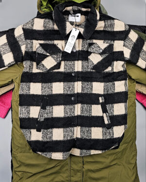 Купить Верхняя одежда BESTSELLER Дания#12 кг, ЛОТ №5189 оптом в Брянске и Брянской области