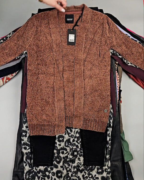 Фотография  213 - ДАНИЯ Winter mix 24#15 кг, ЛОТ СТ-10086 оптом в Брянске и Брянской области