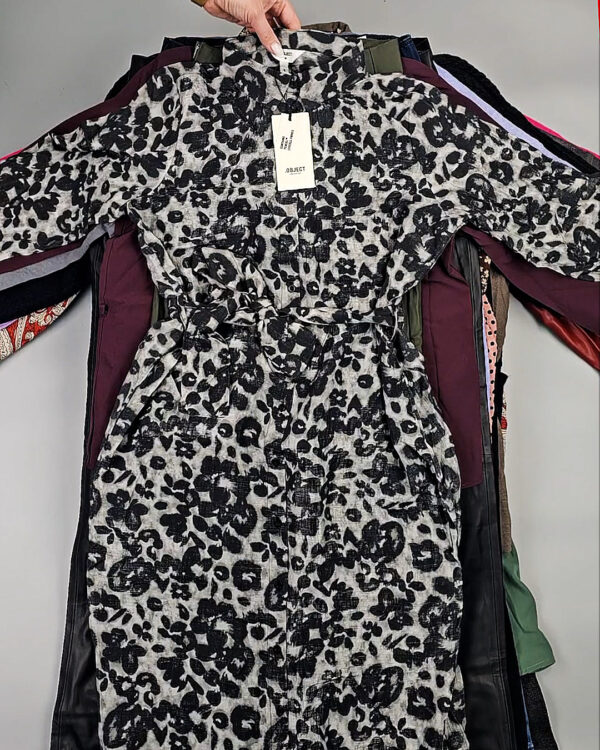 Фотография  861 - ДАНИЯ Winter mix 24#15 кг, ЛОТ СТ-10086 оптом в Брянске и Брянской области