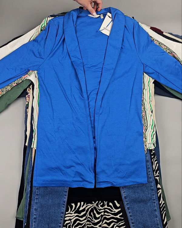 Фотография  657 - ДАНИЯ Winter mix 24#15 кг, ЛОТ СТ-10087 оптом в Брянске и Брянской области