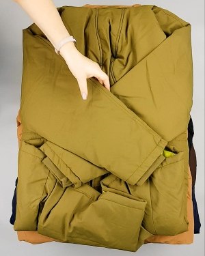 Фотография  776 - Верхняя одежда Дания#9,9 кг, ЛОТ №7057 оптом в Брянске и Брянской области