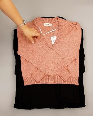 Фотография  607 - ONLY Winter mix 104#15 кг, ЛОТ №7182 оптом в Брянске и Брянской области