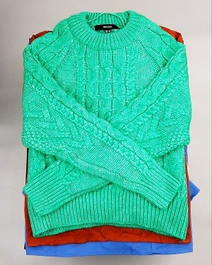 Купить Bestseller Winter mix 104#15 кг, ЛОТ №7347 оптом в Брянске и Брянской области