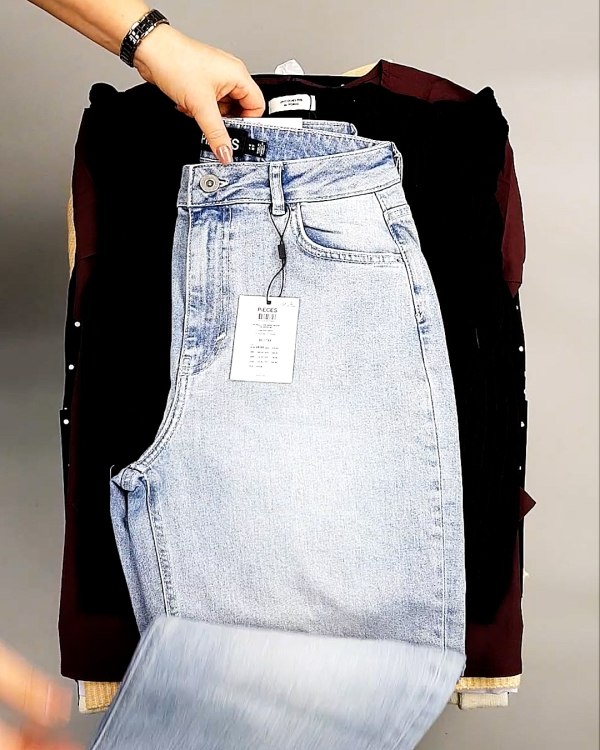 Фотография  564 - Bestseller Winter mix 104#15 кг, ЛОТ №7306 оптом в Брянске и Брянской области