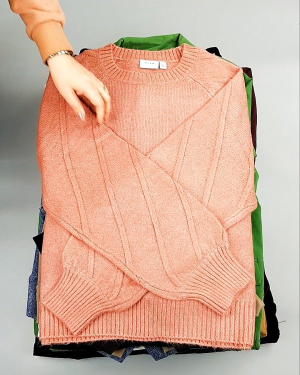 Фотография  679 - Bestseller Winter В mix 114#15 кг, ЛОТ №7374 оптом в Брянске и Брянской области