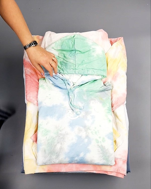 Фотография  220 - HOODIE CAN 084#10 кг, ЛОТ №7426 оптом в Брянске и Брянской области