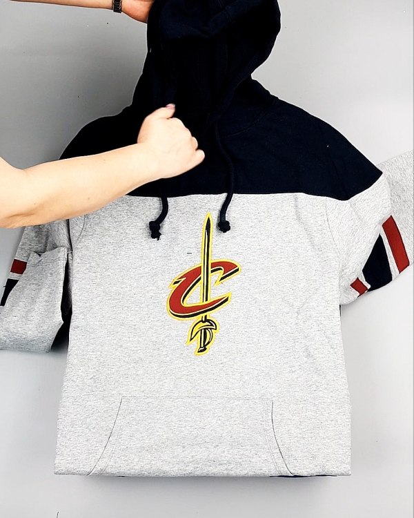 Фотография  558 - HOODIE CAN 084#10 кг, ЛОТ №7426 оптом в Брянске и Брянской области