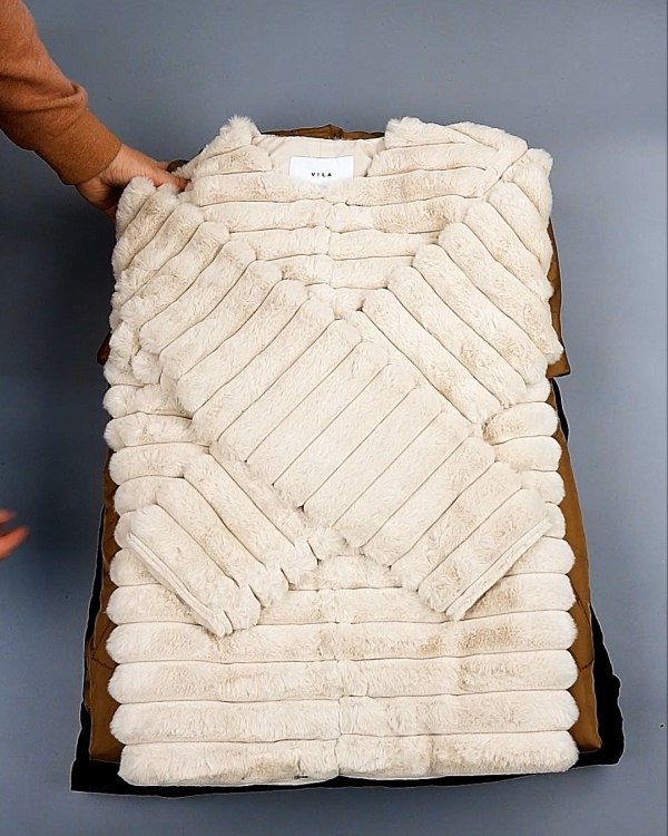 Фотография  496 - Bestseller Winter В mix 114#15 кг, ЛОТ №7374 оптом в Брянске и Брянской области