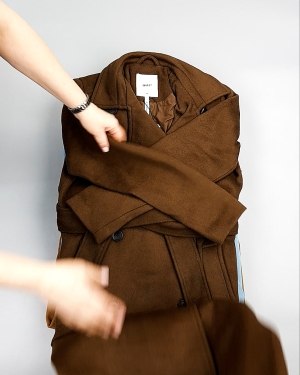 Фотография  952 - Пальто Bestseller 104#10,5 кг, ЛОТ №7559 оптом в Брянске и Брянской области