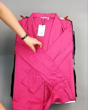 Фотография  839 - Bestseller Summer mix 104#15 кг, ЛОТ №7494 оптом в Брянске и Брянской области