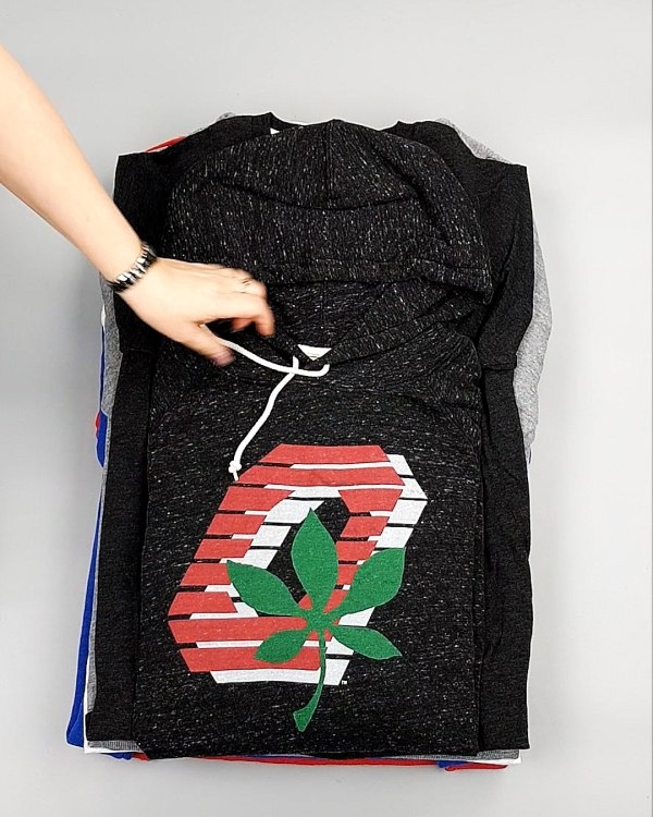 Фотография  436 - HOMAGE CAN 084#10 кг, ЛОТ №7498 оптом в Брянске и Брянской области