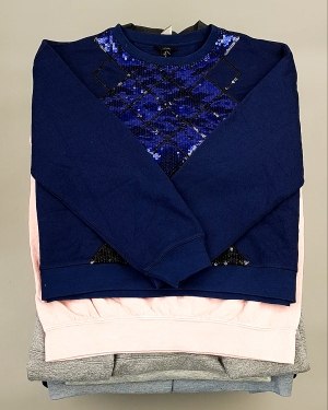 Купить SWEATSHIRT CAN 084#10 кг, ЛОТ №7617 оптом в Брянске и Брянской области