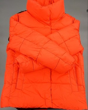 Купить Верхняя одежда AMAZON жен 015#10 кг, ЛОТ №7712 оптом в Брянске и Брянской области