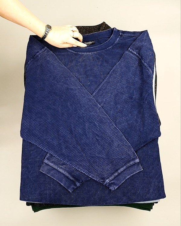 Фотография  709 - SWEATSHIRT CAN 084#10 кг, ЛОТ №7621 оптом в Брянске и Брянской области