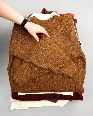 Фотография  527 - Джемпера СТОК CAN 084#7 кг, ЛОТ №7651 оптом в Брянске и Брянской области