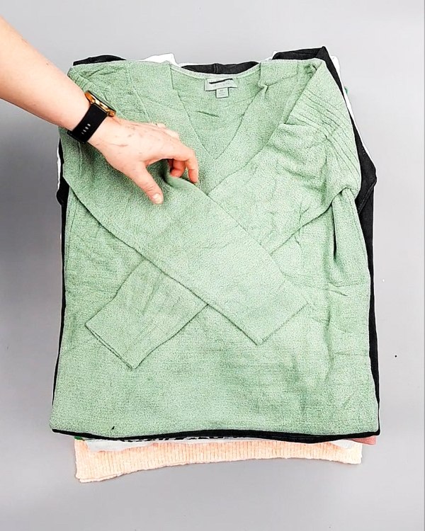 Фотография  720 - Джемпера легкие СТОК CAN 084#7 кг, ЛОТ №7635 оптом в Брянске и Брянской области