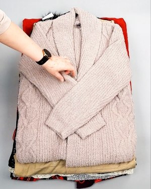 Фотография  311 - Кардиганы СТОК CAN 084#7 кг, ЛОТ №7672 оптом в Брянске и Брянской области