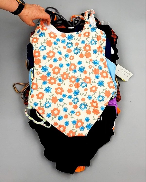 Фотография  320 - Купальники AMAZON жен 015#4 кг, ЛОТ №7796 оптом в Брянске и Брянской области