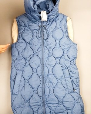 Фотография  988 - Верхняя одежда весна TOM TAILOR 124#7,8 кг, ЛОТ №7581 оптом в Брянске и Брянской области