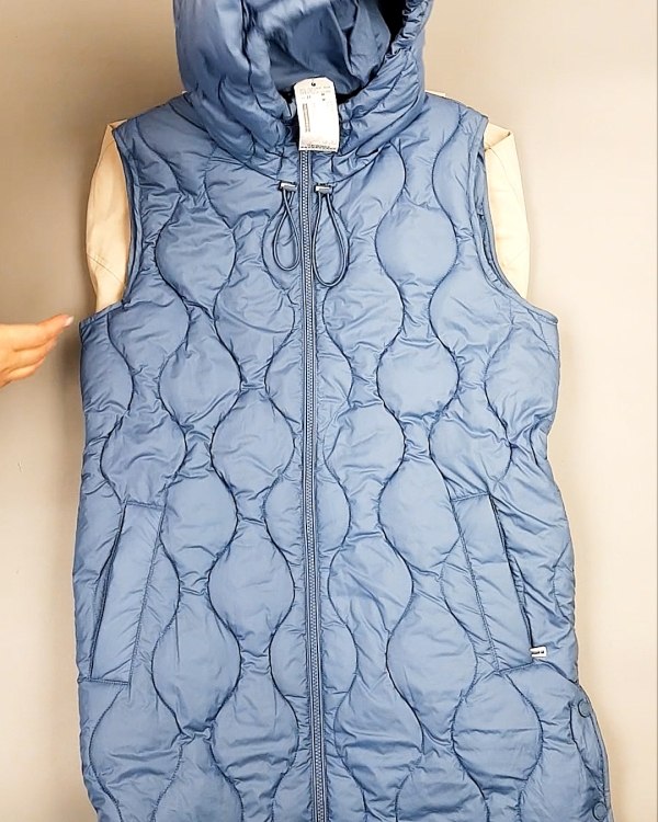 Фотография  235 - Верхняя одежда весна TOM TAILOR 124#7,8 кг, ЛОТ №7581 оптом в Брянске и Брянской области