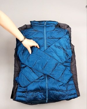 Фотография 607 - Верхняя одежда AMAZON жен 015#10 кг, ЛОТ №7712 оптом в Брянске и Брянской области