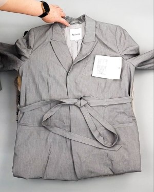 Фотография  774 - Кардиганы СТОК CAN 084#7 кг, ЛОТ №7673 оптом в Брянске и Брянской области