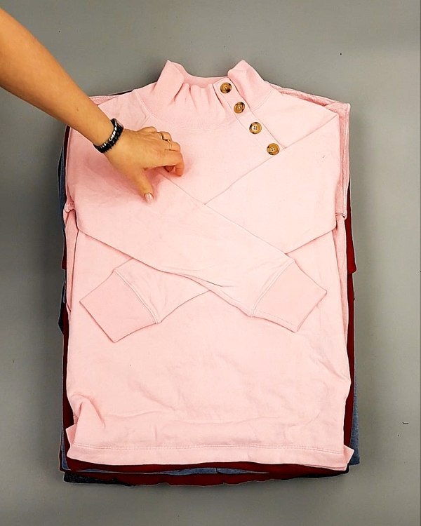 Фотография  640 - SWEATSHIRT CAN 084#10 кг, ЛОТ №7618 оптом в Брянске и Брянской области