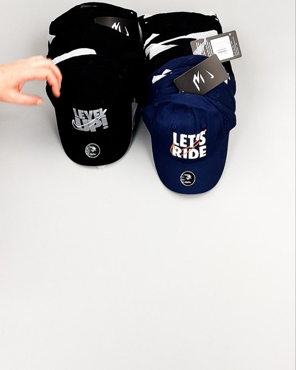 Фотография  828 - Кепки детские CAN 084#5 кг, ЛОТ №7965 оптом в Брянске и Брянской области