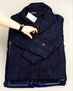 Фотография  972 - Ветровки м/ж C&A 025#10 кг, ЛОТ №7865 оптом в Брянске и Брянской области