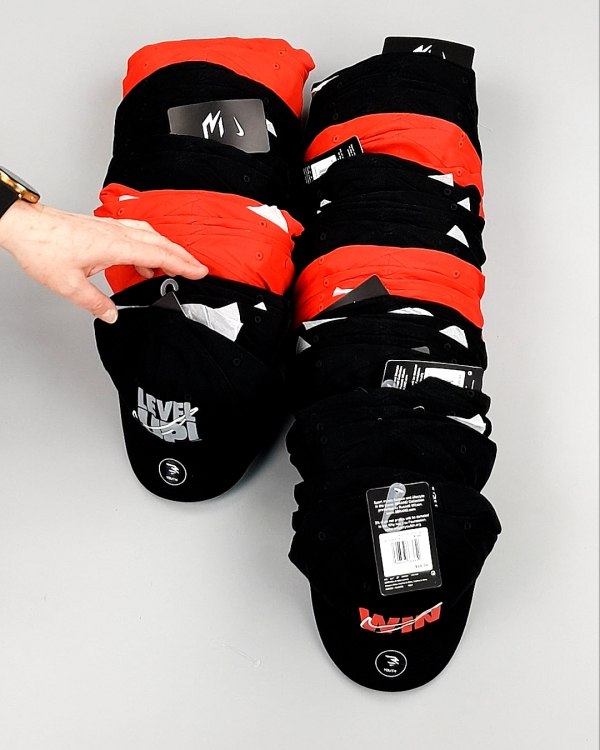 Фотография  668 - Кепки детские CAN 084#5 кг, ЛОТ №7964 оптом в Брянске и Брянской области