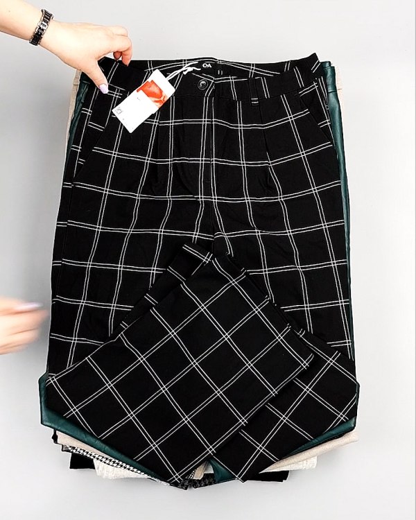 Фотография  812 - Брюки женские зима C&A 025#10 кг, ЛОТ №7911 оптом в Брянске и Брянской области