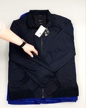 Фотография  765 - Ветровки м/ж C&A 025#10 кг, ЛОТ №7865 оптом в Брянске и Брянской области