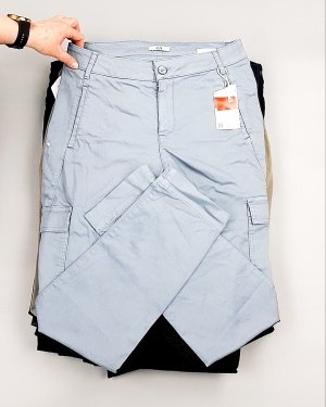 Фотография 246 - Брюки женские лето C&A 025#10 кг, ЛОТ №7895 оптом в Брянске и Брянской области