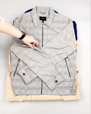 Фотография  659 - Ветровки м/ж C&A 025#10 кг, ЛОТ №7864 оптом в Брянске и Брянской области