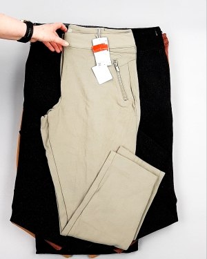 Фотография 254 - Брюки женские лето C&A 025#10 кг, ЛОТ №7893 оптом в Брянске и Брянской области