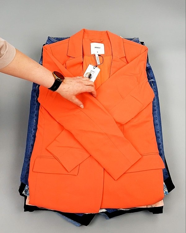 Фотография  331 - ДАНИЯ Summer mix 24#15 кг, ЛОТ №8044 оптом в Брянске и Брянской области