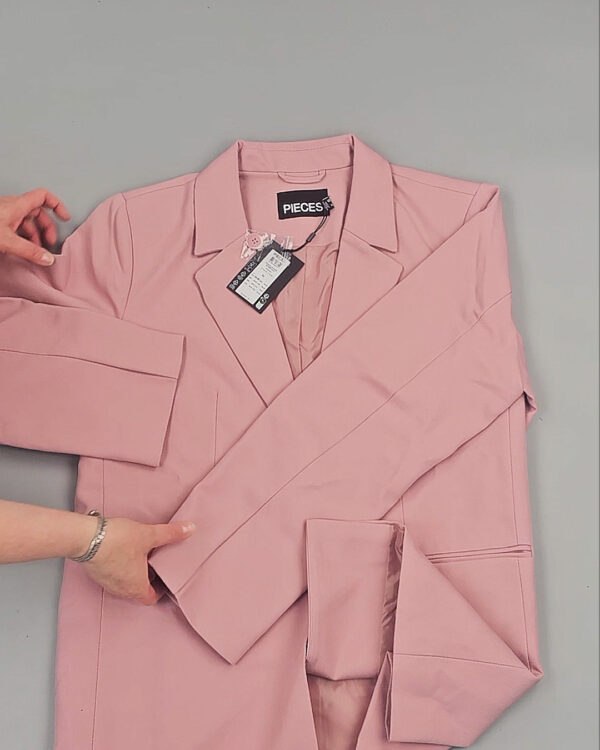 Фотография  416 - PIECES Summer mix 045#15 кг, ЛОТ №8421 оптом в Брянске и Брянской области